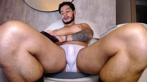 Snapshot of sirs_papi chatting on 01-10-25, 03:18 Call me papi online show from 01-10-25, 03:18
