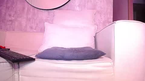 Snapshot of sirs_papi chatting on 01-29-25, 04:05 Call me papi online show from 01-29-25, 04:05