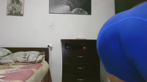 Snapshot of siryus_x chatting on 03-03-25, 06:33 siryus_x online show from 03-03-25, 06:33