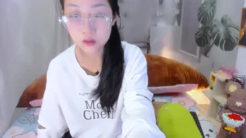 julila online show from 11-11-25, 03:06