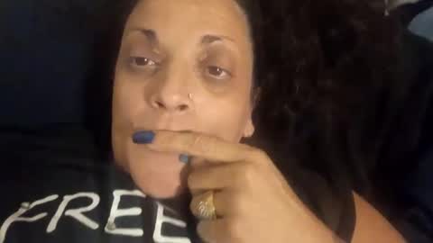 sismarie83 online show from 09-10-25, 12:54