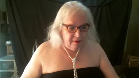 Sissy Diane online show from 03-02-25, 02:00