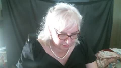 Sissy Diane online show from 09-11-25, 11:38