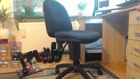 SissyLunaTS online show from 01-27-25, 08:40