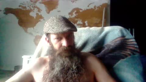 Snapshot of sitonmybeardxxx chatting on 06-07-26, 07:28 sitonmybeardxxx online show from 06-07-26, 07:28