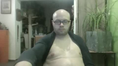 Snapshot of sixten113 chatting on 03-04-26, 06:03 sixten113 online show from 03-04-26, 06:03