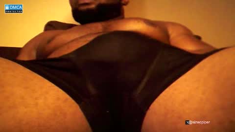 Snapshot of sizedpiper chatting on 02-20-26, 10:27 Pvt is open. Drop thumbs up in satisfaction online show from 02-20-26, 10:27