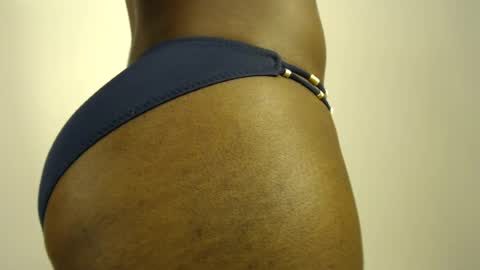sizzly_ass online show from 07-10-26, 03:00