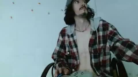 sk8sir online show from 06-21-26, 03:14