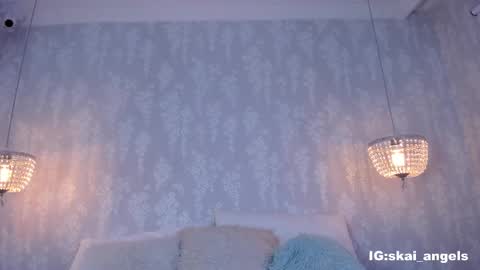 Snapshot of skailyn_angels chatting on 09-30-25, 04:56 SKAILYN ANGELS online show from 09-30-25, 04:56