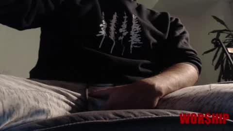 Snapshot of skankhunt9000 chatting on 11-22-25, 05:17 Your Master MasterD9000 online show from 11-22-25, 05:17