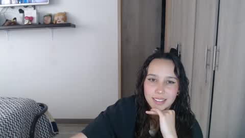 Snapshot of skarlet_adams chatting on 12-03-24, 06:49 Alice online show from 12-03-24, 06:49