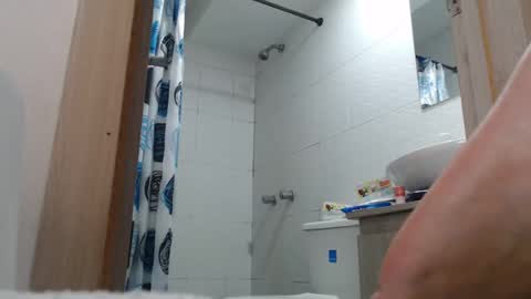 Snapshot of skarlet_adams chatting on 12-10-24, 07:11 Alice online show from 12-10-24, 07:11