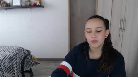 Snapshot of skarlet_adams chatting on 12-11-24, 06:42 Alice online show from 12-11-24, 06:42