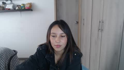 Snapshot of skarlet_adams chatting on 01-11-25, 07:59 Alice online show from 01-11-25, 07:59