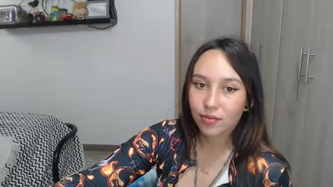 Snapshot of skarlet_adams chatting on 01-14-25, 01:58 Alice online show from 01-14-25, 01:58