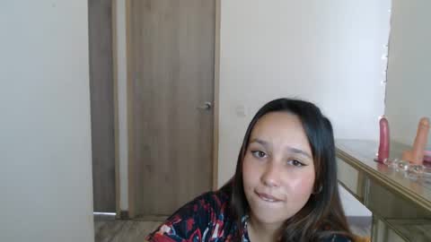 Snapshot of skarlet_adams chatting on 01-14-25, 08:59 Alice online show from 01-14-25, 08:59