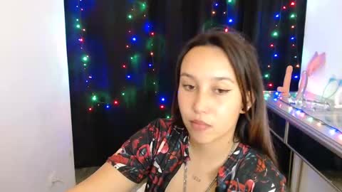 Snapshot of skarlet_adams chatting on 01-15-25, 03:00 Alice online show from 01-15-25, 03:00