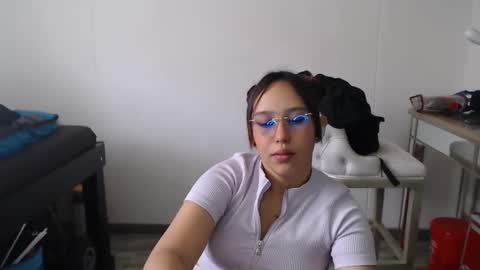 Snapshot of skarlet_adams chatting on 02-06-25, 06:13 Alice online show from 02-06-25, 06:13
