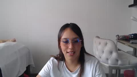 Snapshot of skarlet_adams chatting on 02-10-25, 07:07 Alice online show from 02-10-25, 07:07