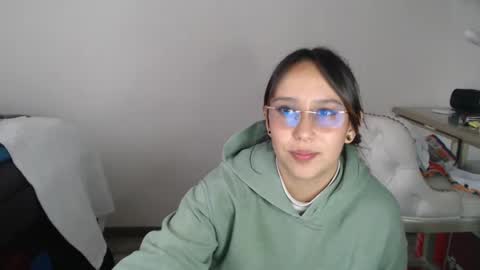 Snapshot of skarlet_adams chatting on 02-12-25, 11:41 Alice online show from 02-12-25, 11:41