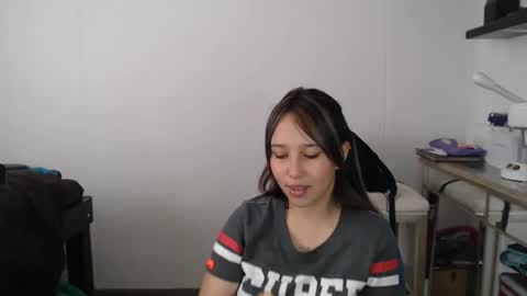 Snapshot of skarlet_adams chatting on 03-08-25, 05:22 Alice online show from 03-08-25, 05:22
