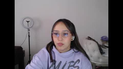 Snapshot of skarlet_adams chatting on 03-09-25, 03:16 Alice online show from 03-09-25, 03:16