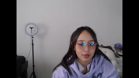 Snapshot of skarlet_adams chatting on 03-09-25, 07:05 Alice online show from 03-09-25, 07:05