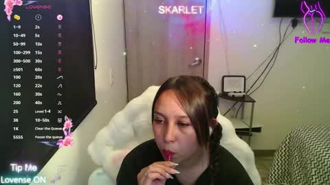 Snapshot of skarlet_adams chatting on 09-26-25, 11:09 Alice online show from 09-26-25, 11:09