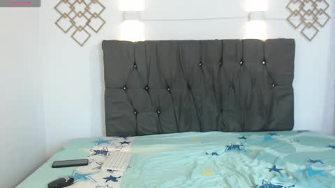 Snapshot of skarleth018 chatting on 02-11-25, 01:09 Skarleth online show from 02-11-25, 01:09