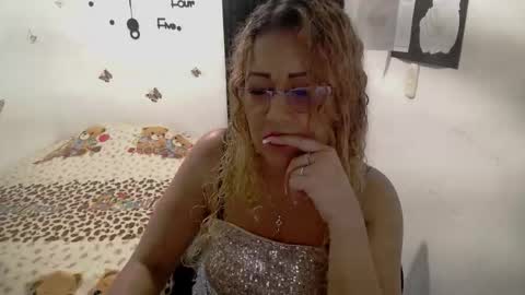 Snapshot of skarleth_diaz chatting on 02-28-26, 05:08 SKARLETH online show from 02-28-26, 05:08