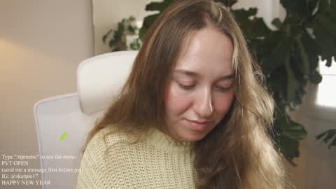 Snapshot of skarpio17 chatting on 01-06-25, 07:13 Im Scarlett ONLINE 5pm-10pm NYC time online show from 01-06-25, 07:13