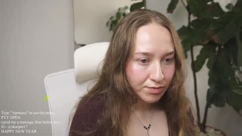 Snapshot of skarpio17 chatting on 01-16-25, 06:48 Im Scarlett ONLINE 5pm-10pm NYC time online show from 01-16-25, 06:48