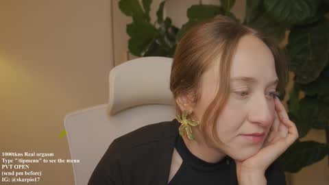 Snapshot of skarpio17 chatting on 10-22-25, 01:28 Im Scarlett ONLINE 5pm-10pm NYC time online show from 10-22-25, 01:28