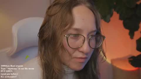 Snapshot of skarpio17 chatting on 11-11-25, 01:27 Im Scarlett ONLINE 5pm-10pm NYC time online show from 11-11-25, 01:27