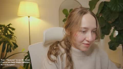 Snapshot of skarpio17 chatting on 01-14-26, 04:34 Im Scarlett ONLINE 5pm-10pm NYC time online show from 01-14-26, 04:34