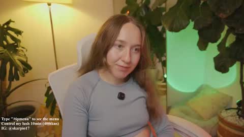 Snapshot of skarpio17 chatting on 01-16-26, 12:03 Im Scarlett ONLINE 5pm-10pm NYC time online show from 01-16-26, 12:03