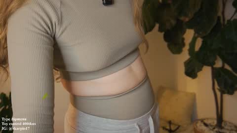 Snapshot of skarpio17 chatting on 02-18-26, 10:17 Im Scarlett ONLINE 5pm-10pm NYC time online show from 02-18-26, 10:17