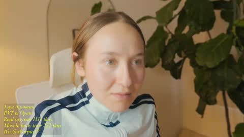 Im Scarlett  ONLINE  5pm-10pm NYC time  online show from 07-13-26, 10:34
