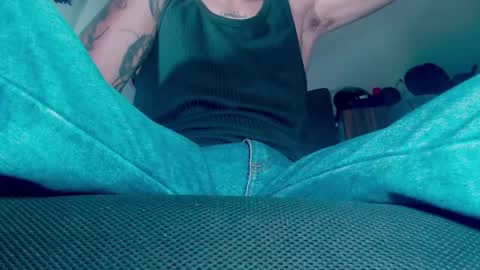 Snapshot of skateboy444 chatting on 01-19-26, 05:55 king online show from 01-19-26, 05:55