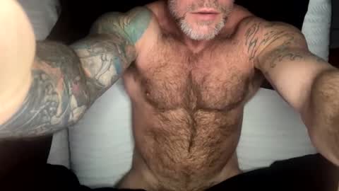 Snapshot of skimaskedbeef chatting on 03-04-25, 09:29 BEEF online show from 03-04-25, 09:29