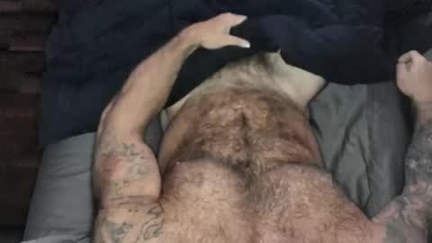 Snapshot of skimaskedbeef chatting on 09-10-25, 08:47 BEEF online show from 09-10-25, 08:47