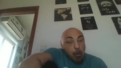 Snapshot of skinboys chatting on 01-13-25, 11:08 skinboys online show from 01-13-25, 11:08