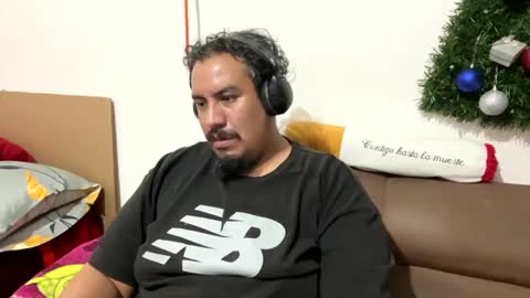 Elias online show from 12-17-24, 03:28