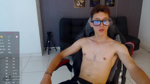 skinny_bigcock20 online show from 04-29-26, 09:21
