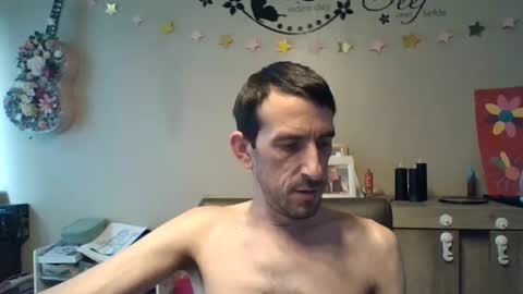 Snapshot of skinnybigcock2 chatting on 08-04-26, 04:20 SkinnyBigCock2 online show from 08-04-26, 04:20