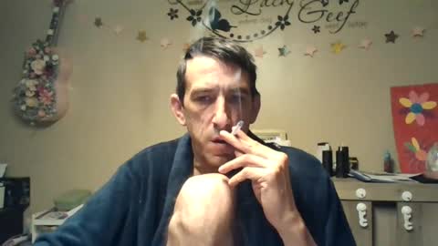 Snapshot of skinnybigcock2 chatting on 08-08-26, 03:41 SkinnyBigCock2 online show from 08-08-26, 03:41