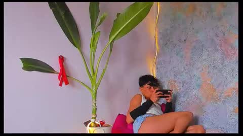 Snapshot of skinnybody_ chatting on 03-26-26, 06:24 skinnybody_ online show from 03-26-26, 06:24