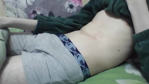 Snapshot of skinnycuteman chatting on 01-20-25, 11:24 skinnycuteb0y online show from 01-20-25, 11:24