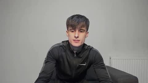 skinnyguywithbigd online show from 09-10-25, 10:48